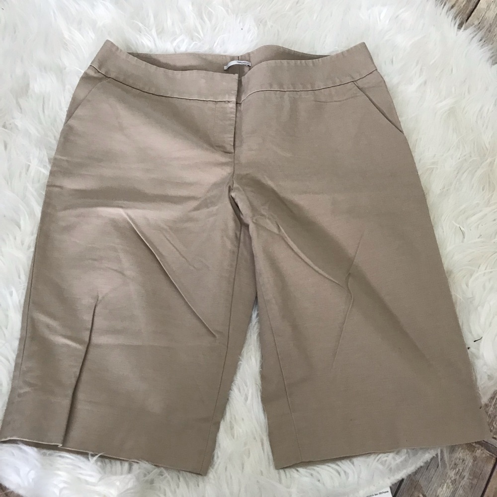 Halogen khaki Bermuda shorts size 8 13” inseam